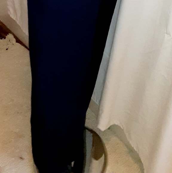 Haggar Pants Blue 36x32 Mens dimensions: waist acr - Picture 5 of 8